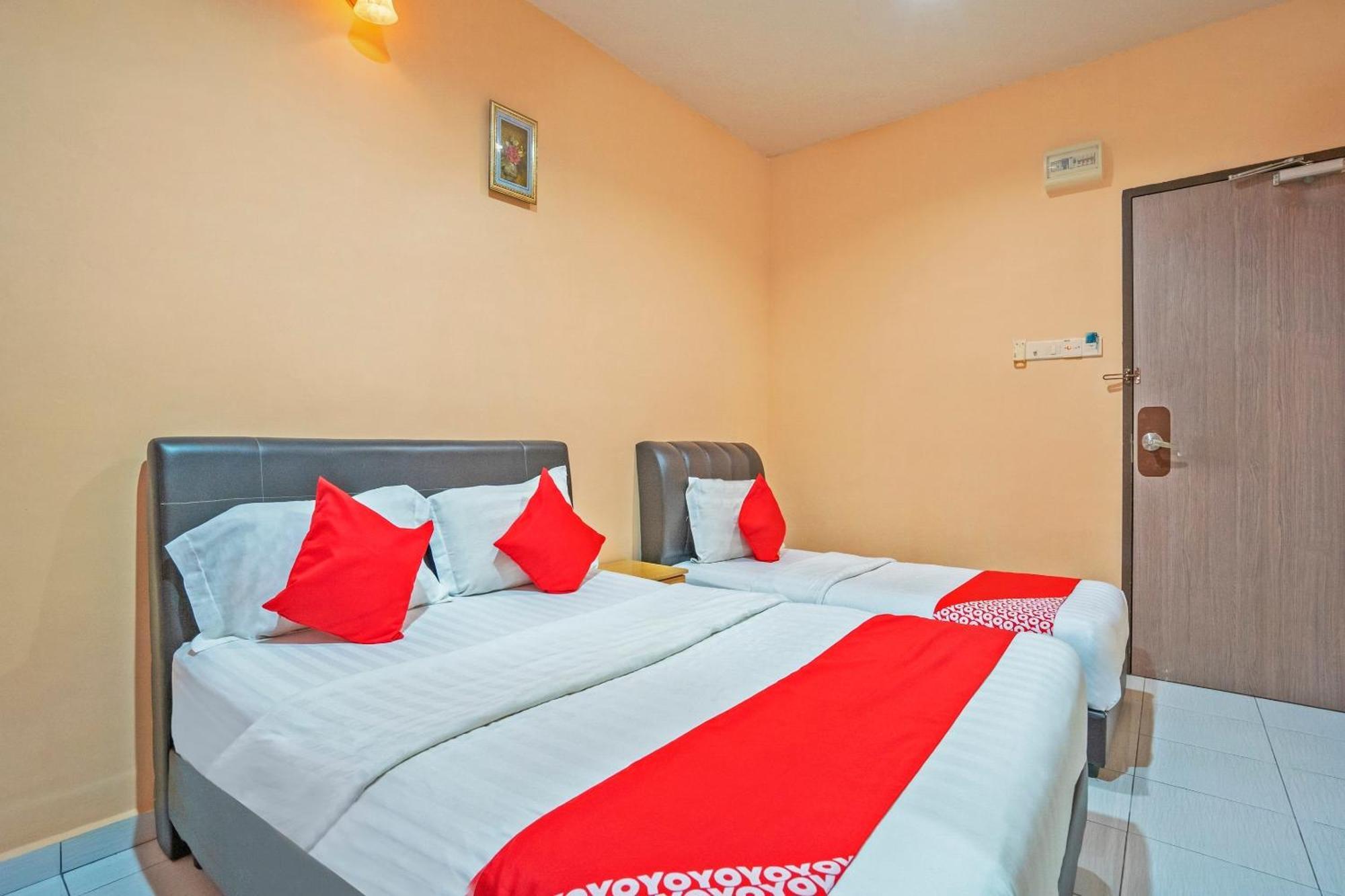 Sz Hotel Lumut Exteriör bild