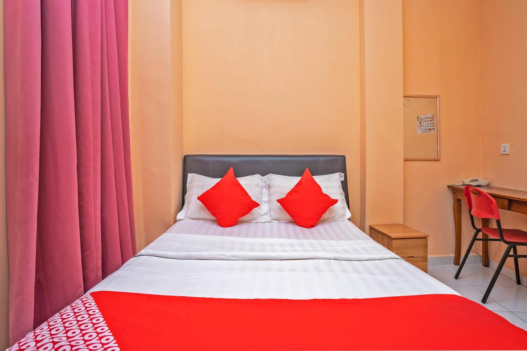 Sz Hotel Lumut Exteriör bild